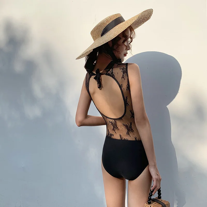 2021 Korea Sexy Style Summer Beach One-piece Swimsuit Female Lace Beauty Back Female Vacation Wholesale Fashion Swimsuit
2021 Korea Sexy Style Summer Beach One-piece Swimsuit Female Lace Beauty Back Female Vacation Wholesale Fashion Swimsuit