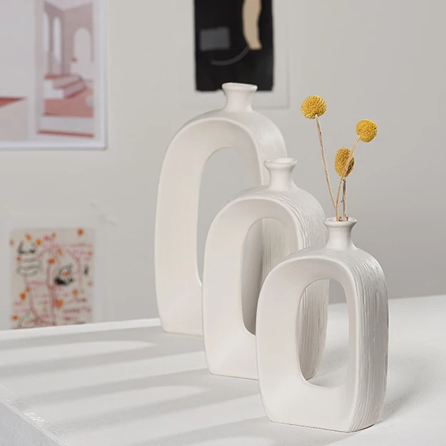 INS Ceramic Vase Minimalism Modern Home Decor White Vase Nordic Art Flower Arrangement Vases for Decoration Photography Props
INS Ceramic Vase Minimalism Modern Home Decor White Vase Nordic Art Flower Arrangement Vases for Decoration Photography Props