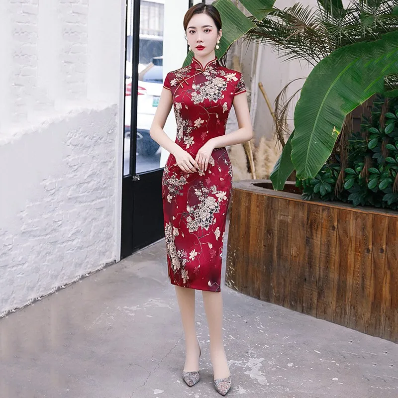 Burgundy Sexy Women Classic Medium Length Qipao Flower Print Elegant Slim Cheongsam Short Sleeve Rayon Vintage Chinese Dress
Burgundy Sexy Women Classic Medium Length Qipao Flower Print Elegant Slim Cheongsam Short Sleeve Rayon Vintage Chinese Dress