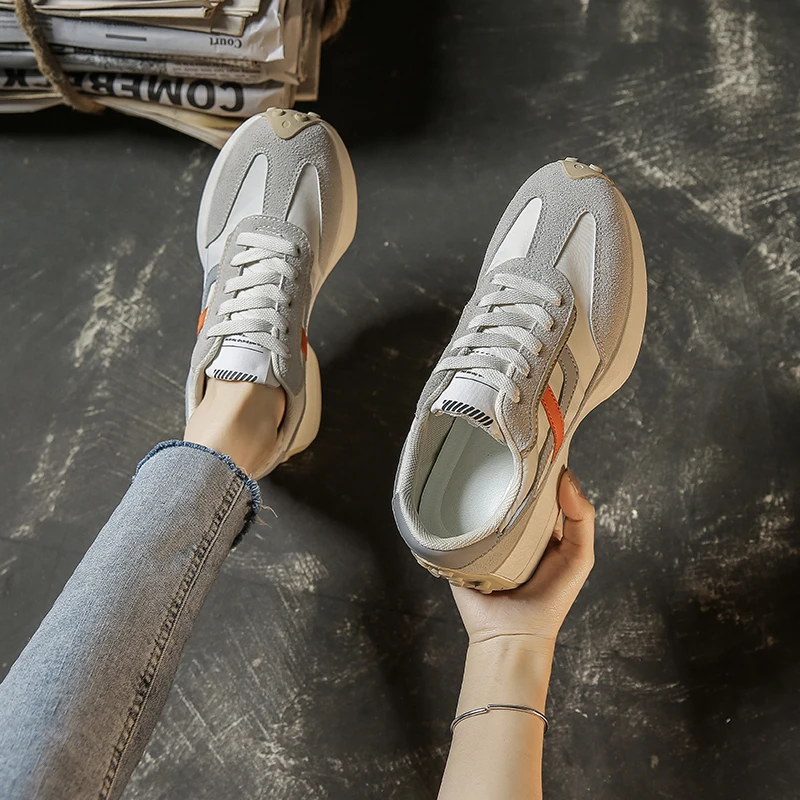 Shoes Women Summer 2021 Casual Fashion Thick Bottom Sneakers Comfortable Breathable Sport Running Soft Non Slip Ladies Sneakers
Shoes Women Summer 2021 Casual Fashion Thick Bottom Sneakers Comfortable Breathable Sport Running Soft Non Slip Ladies Sneakers