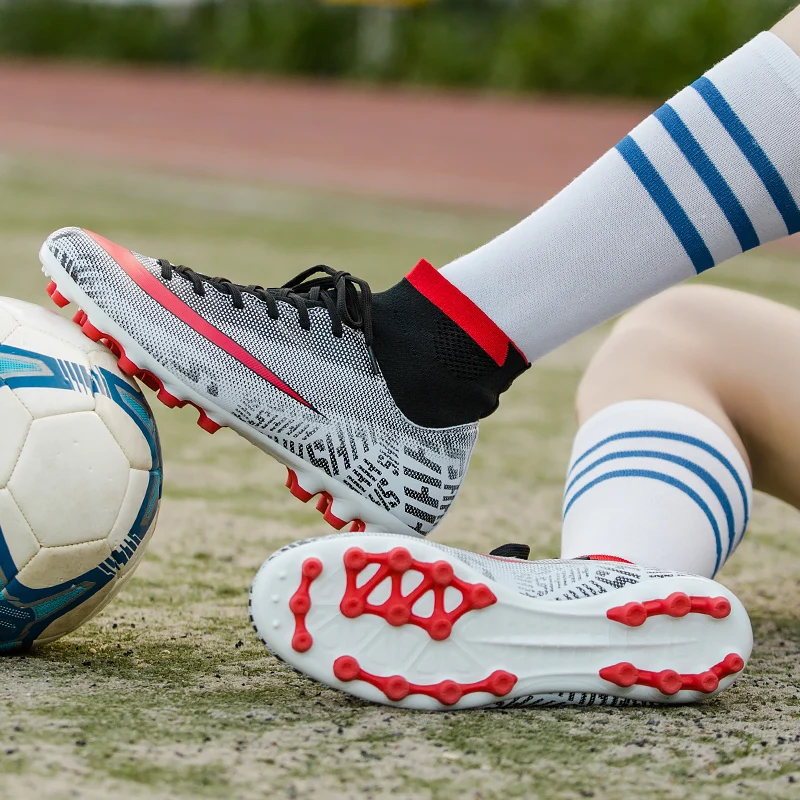 Men's Soccer Shoes High Ankle Cleats Teenager Breathable Sneakers Kids Grass Training FG / TF Antiskid Size 34-44 Football Boots 
Men's Soccer Shoes High Ankle Cleats Teenager Breathable Sneakers Kids Grass Training FG / TF Antiskid Size 34-44 Football Boots