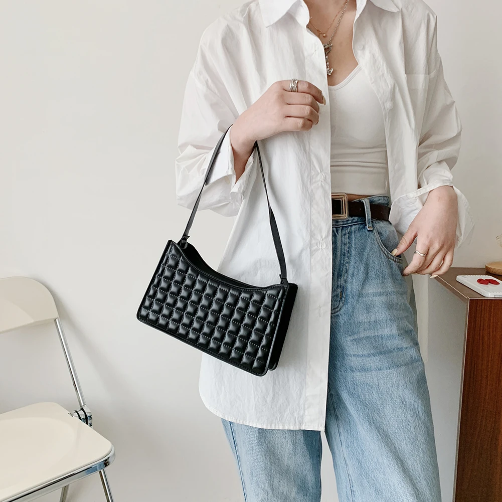 Fashion Women PU Leather Pure Color Shoulder Underarm Bag Casual Ladies Lattice Pattern Mini Hobos Handbags Purse 
Fashion Women PU Leather Pure Color Shoulder Underarm Bag Casual Ladies Lattice Pattern Mini Hobos Handbags Purse