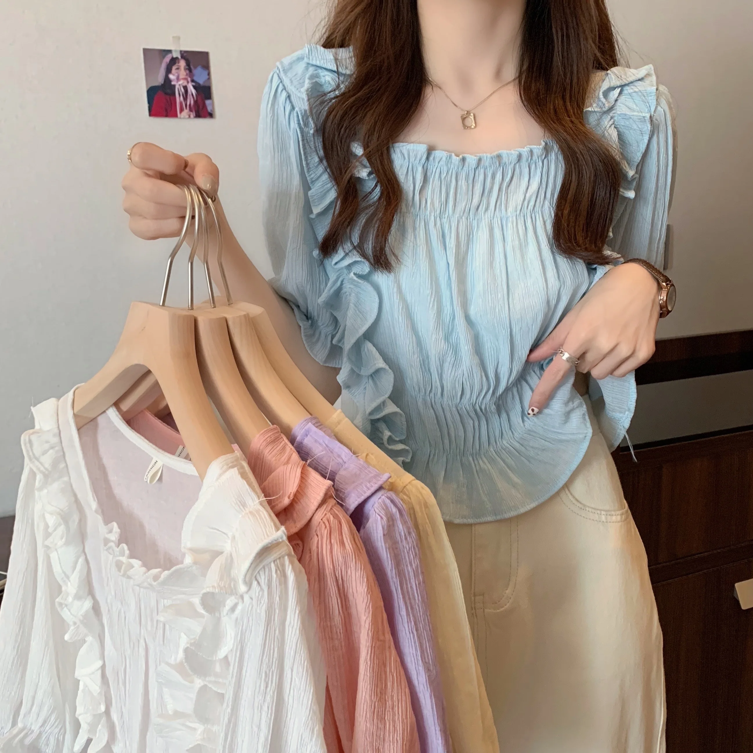 Fashion Short Sleeve chiffon blouse 2021 Summer Blouse Women's Clothing New Ruffle O-Neck Solid Shirt Casual Lady blouse T420
Fashion Short Sleeve chiffon blouse 2021 Summer Blouse Women's Clothing New Ruffle O-Neck Solid Shirt Casual Lady blouse T420