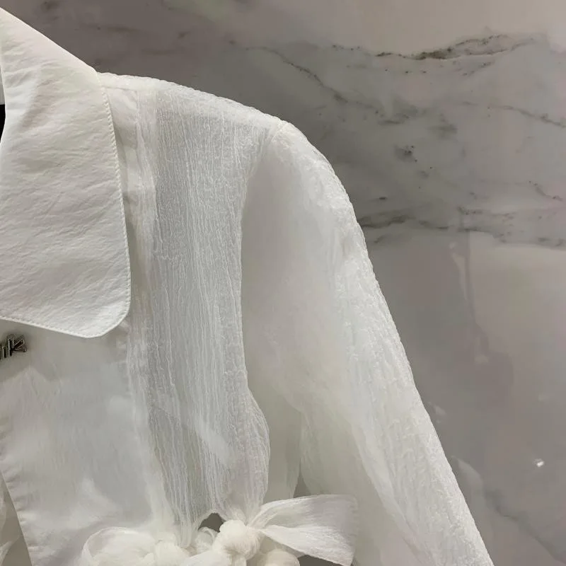 VGH White Patchwork Bowknot Straight Shirts For Women Lapel Long Sleeve Short Casual Blouses Female 2021 Summer Fashion Clothing
VGH White Patchwork Bowknot Straight Shirts For Women Lapel Long Sleeve Short Casual Blouses Female 2021 Summer Fashion Clothing