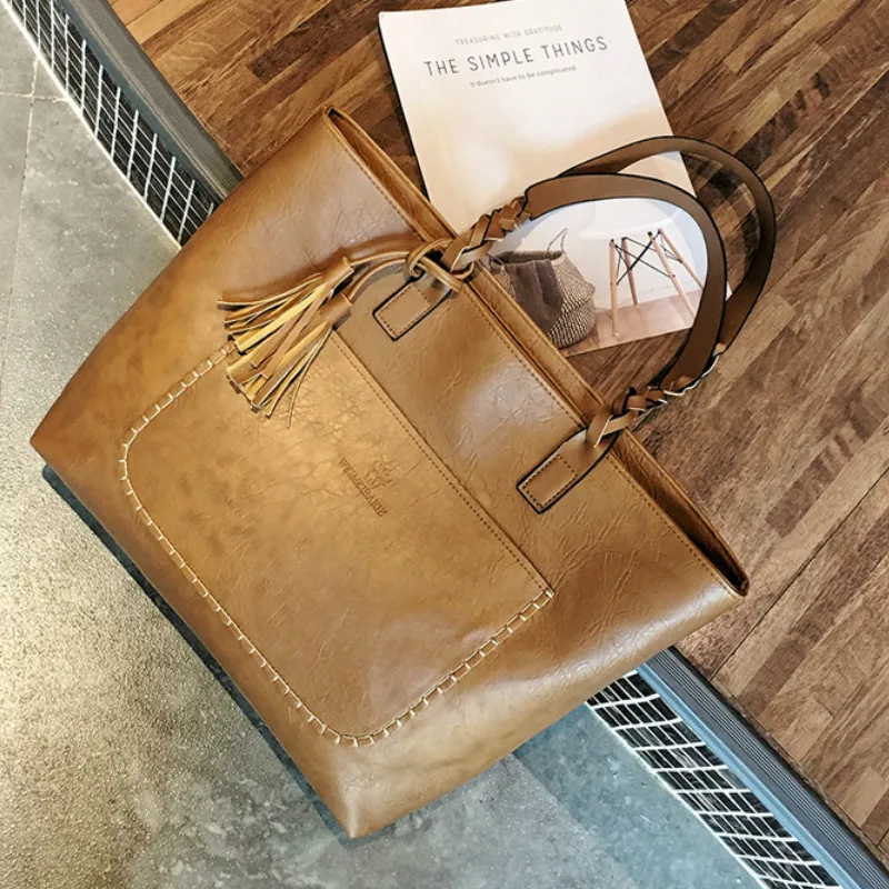 High Quality Casual Vintage Women Shoulder Bag PU Versatial Bags Fashion Female Handbags Large Capacity Messenger Tote Bags
High Quality Casual Vintage Women Shoulder Bag PU Versatial Bags Fashion Female Handbags Large Capacity Messenger Tote Bags