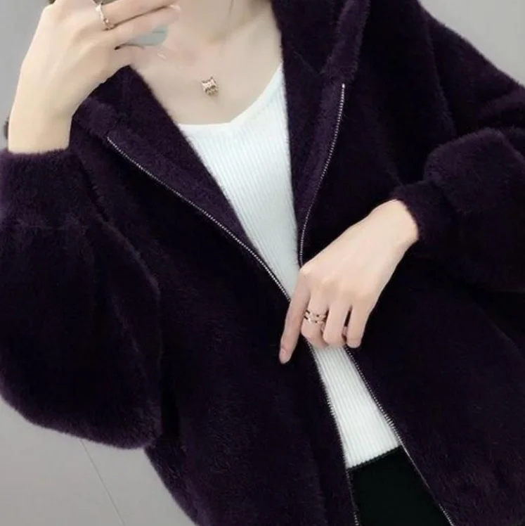 2021 New Spring Furry Hooded Coat Female Solid Color Mink -like Wool Student Short Long Sleeve Knitted Cardigan
2021 New Spring Furry Hooded Coat Female Solid Color Mink -like Wool Student Short Long Sleeve Knitted Cardigan