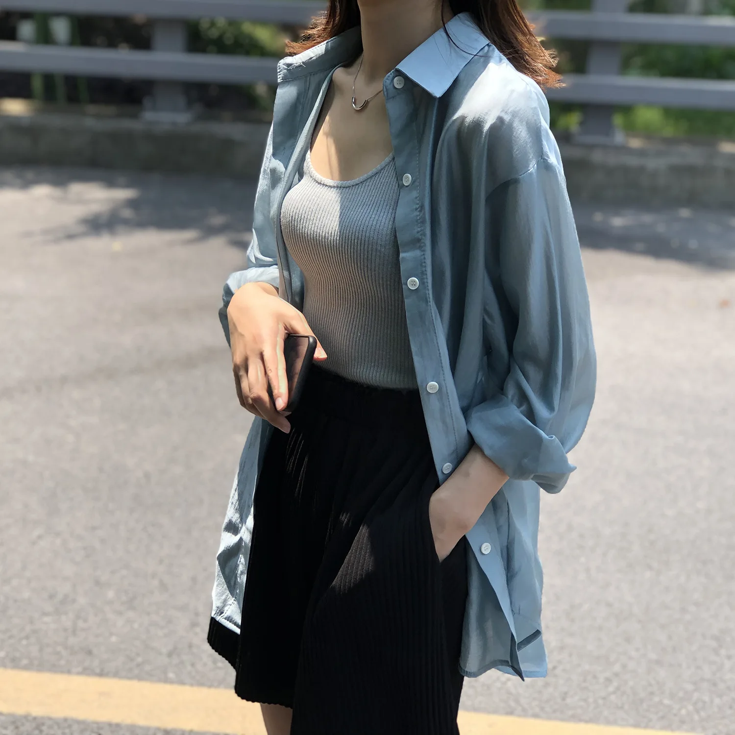 shirts women 2020 summer shirt fashion lapel single-breasted long-sleeved solid color open back carefully machine loose tops
shirts women 2020 summer shirt fashion lapel single-breasted long-sleeved solid color open back carefully machine loose tops