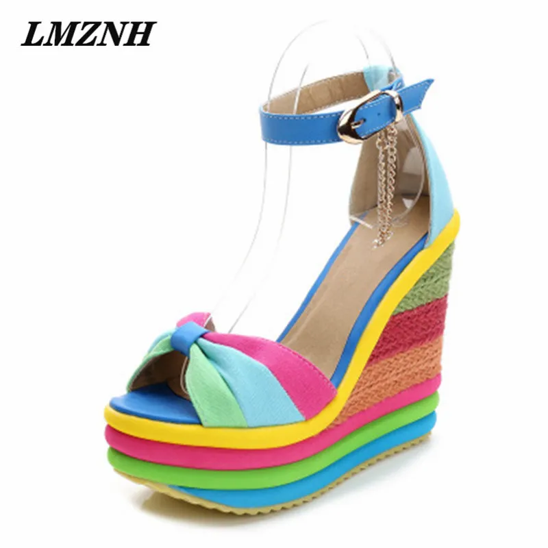 Туфли LMZNH женские на платформе, пикантные сандалии на танкетке, высокий каблук, открытый носок, дизайнерская обувь в римском стиле 
Туфли LMZNH женские на платформе, пикантные сандалии на танкетке, высокий каблук, открытый носок, дизайнерская обувь в римском стиле