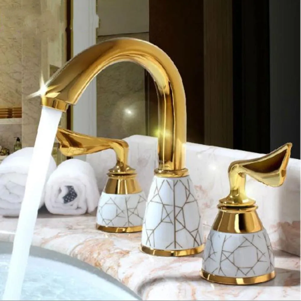 European Style golden Three-hole Basin Faucet Hot And Cold Split Faucet Bathroom Double-handle Golden Ceramic Set
European Style golden Three-hole Basin Faucet Hot And Cold Split Faucet Bathroom Double-handle Golden Ceramic Set