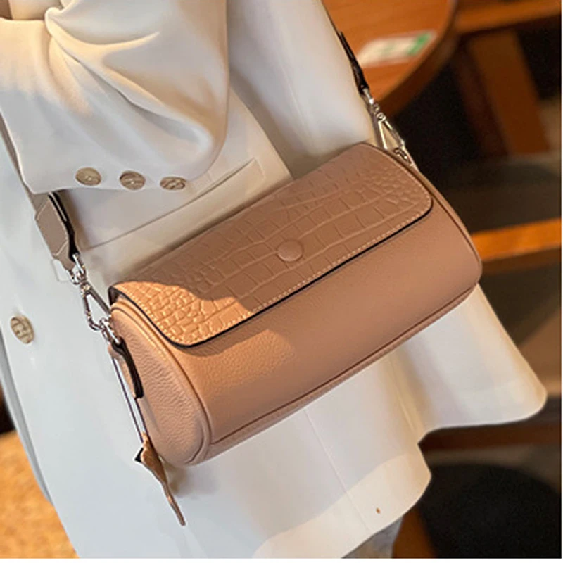 Bags Handbags New Leather Handbags Korean Fashion Top Layer Cowhide Shoulder Bag Messenger Cylindrical Bag
Bags Handbags New Leather Handbags Korean Fashion Top Layer Cowhide Shoulder Bag Messenger Cylindrical Bag