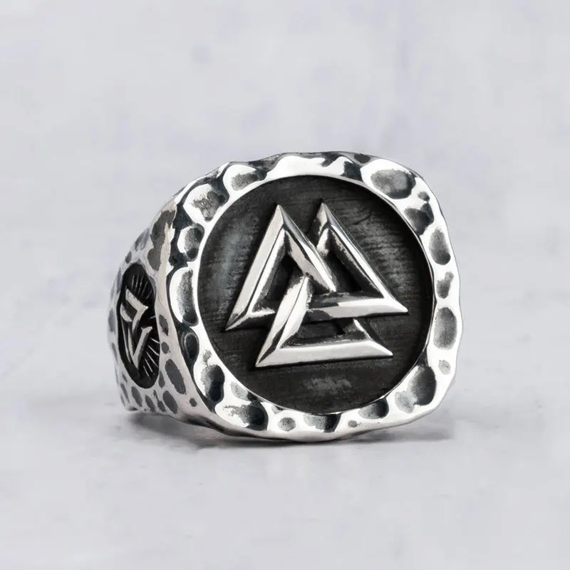 S925 Silver Viking volknut totem men's ring, original design hip-hop personality domineering retro men for rings
S925 Silver Viking volknut totem men's ring, original design hip-hop personality domineering retro men for rings