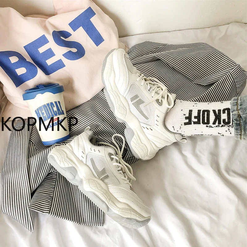 2021 Autumn Women Chunky Sneakers Fashion Platform Mesh Casual Shoes Woman Comfortable Thick Bottom Ladies Sports Shoes
2021 Autumn Women Chunky Sneakers Fashion Platform Mesh Casual Shoes Woman Comfortable Thick Bottom Ladies Sports Shoes