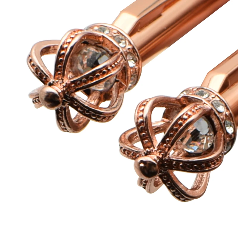 Shiny Crystal Metal Crown Head Rotate Ball Point Pens 0.7mm Black Blue Ink Refill Ballpen Business Office School Supplies Gift
Shiny Crystal Metal Crown Head Rotate Ball Point Pens 0.7mm Black Blue Ink Refill Ballpen Business Office School Supplies Gift