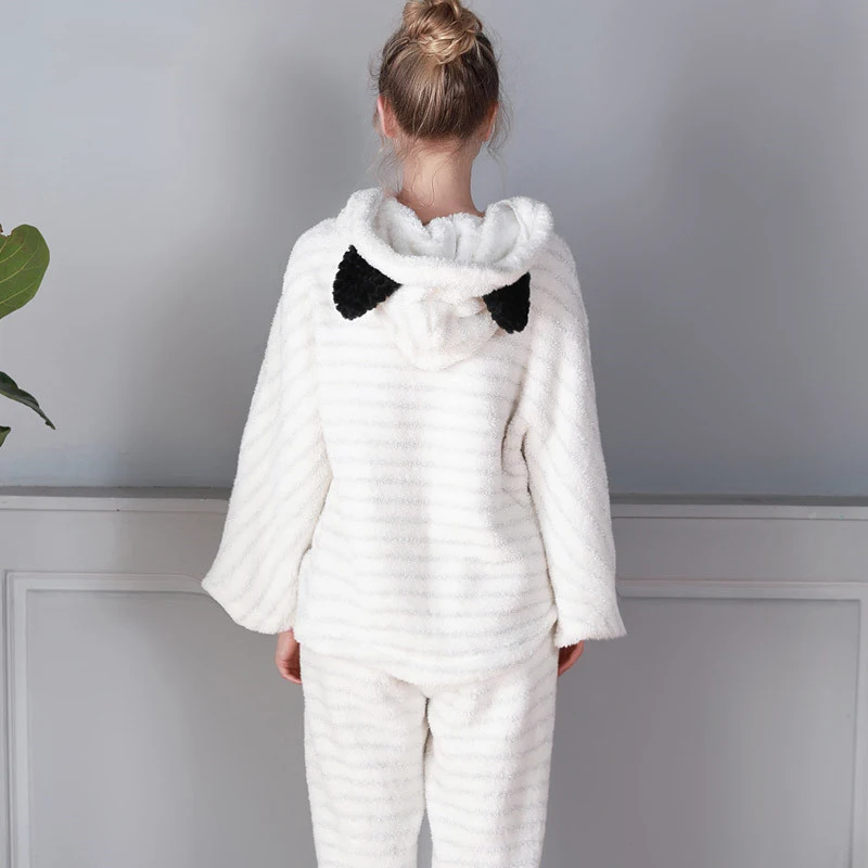 Женские пижамные комплекты, фланелевые белые теплые пижамы для женщин, домашняя одежда, пижамы с животными, пижама Mujer, ночное белье для дево...
Женские пижамные комплекты, фланелевые белые теплые пижамы для женщин, домашняя одежда, пижамы с животными, пижама Mujer, ночное белье для дево...