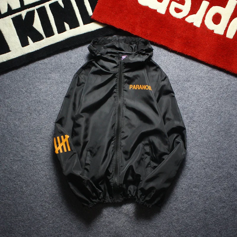 Jacket Men Streetwear Hooded Zipper Thin Casual Coat Men Fashion Jacket Women Letter Couple Solid 2021 Spring Female Clothing
Jacket Men Streetwear Hooded Zipper Thin Casual Coat Men Fashion Jacket Women Letter Couple Solid 2021 Spring Female Clothing