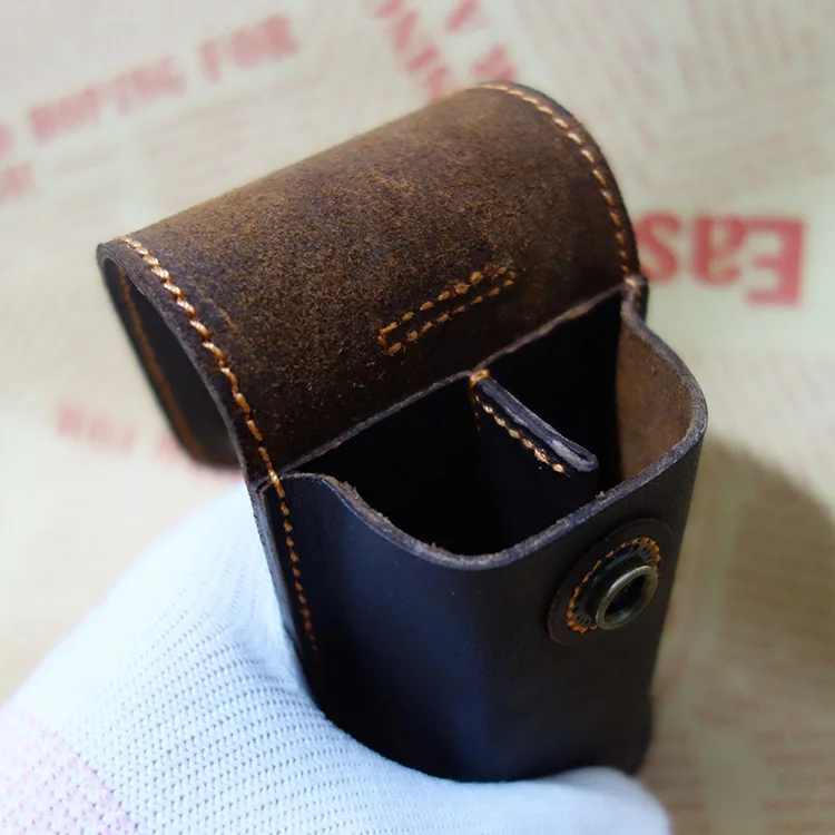 Hand Made Retro Design Full Grain Crazy Horse Genuine Leather Case For 24mm 25mm 18650 20700 Mechanical Vape Mod Carrying Case
Hand Made Retro Design Full Grain Crazy Horse Genuine Leather Case For 24mm 25mm 18650 20700 Mechanical Vape Mod Carrying Case