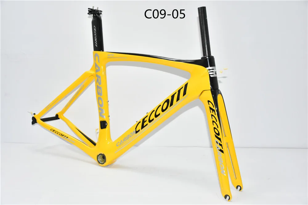 Ceccotti 2020 новейший карбоновый светильник для шоссейного велосипеда с рамой + вилка + подседельный штырь + зажим + вешалка
Ceccotti 2020 новейший карбоновый светильник для шоссейного велосипеда с рамой + вилка + подседельный штырь + зажим + вешалка