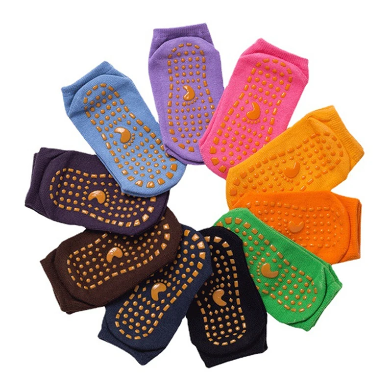 1Pair Fashion Trampoline Socks For Adult Child Anti Skid Floor Socks Comfortable Wear Anti-Slip Sports Yoga Socks Foot Massage
1Pair Fashion Trampoline Socks For Adult Child Anti Skid Floor Socks Comfortable Wear Anti-Slip Sports Yoga Socks Foot Massage