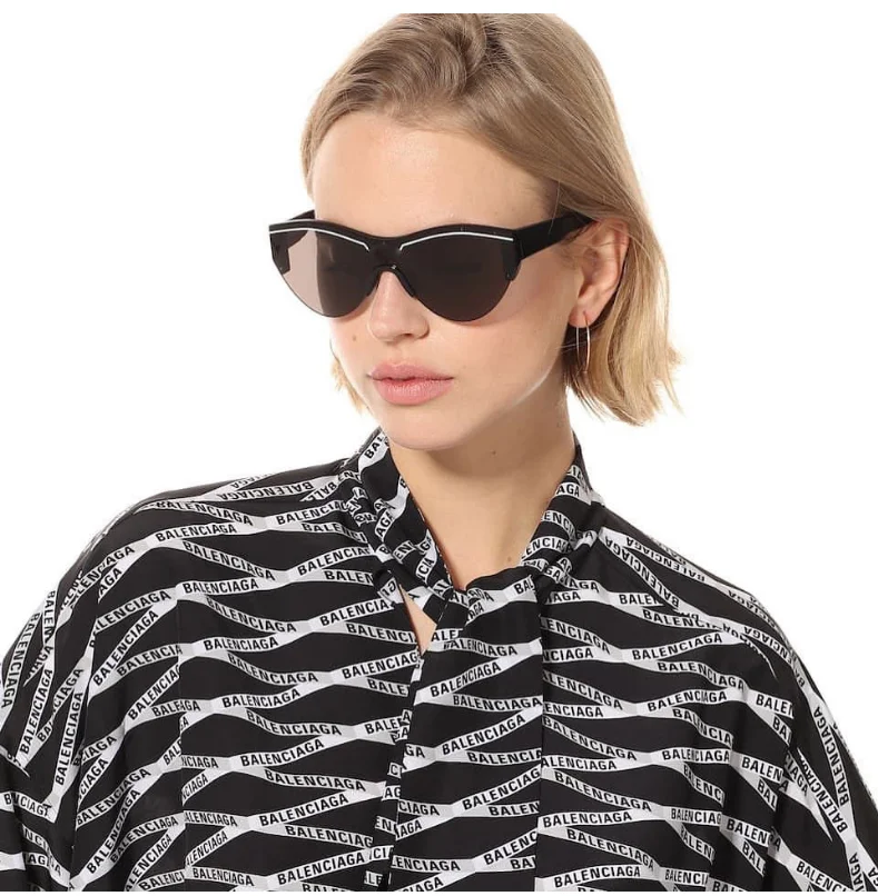 2021 Cateye Vintage Black Sunglasses Women Brand Design Retro Triangle Sun Glasses Female Shades Ladies Letter Eyewear UV400
2021 Cateye Vintage Black Sunglasses Women Brand Design Retro Triangle Sun Glasses Female Shades Ladies Letter Eyewear UV400