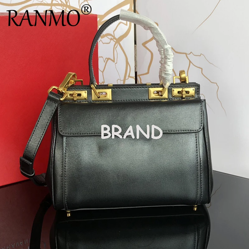 NEW Retro Rivet Women's Bag Fashion V Buckle Bag Leather Women's Handbag High Quality Hardware Luxury Brand Single Shoulder Bag
NEW Retro Rivet Women's Bag Fashion V Buckle Bag Leather Women's Handbag High Quality Hardware Luxury Brand Single Shoulder Bag