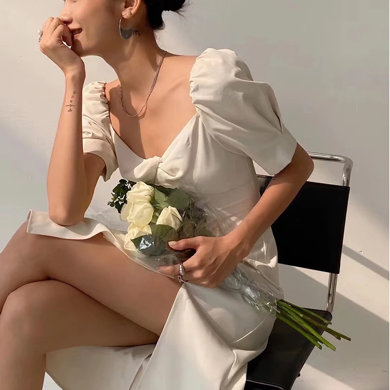 GALCAUR Elegant Dresses For Women V Neck Puff Short Sleeve High Waist Side Split Designer Solid Dresses Females Clothes 2021 New
GALCAUR Elegant Dresses For Women V Neck Puff Short Sleeve High Waist Side Split Designer Solid Dresses Females Clothes 2021 New