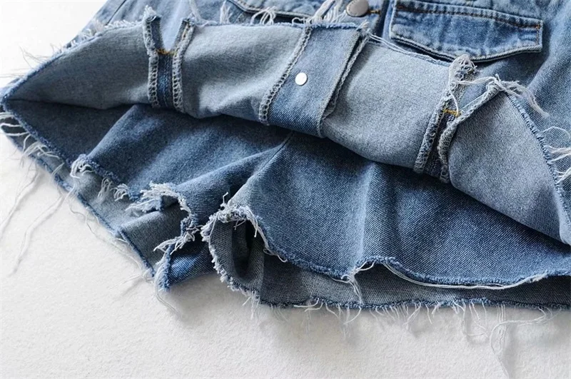 Женские джинсовые шорты на пуговицах с разрезами|Женские юбки| |