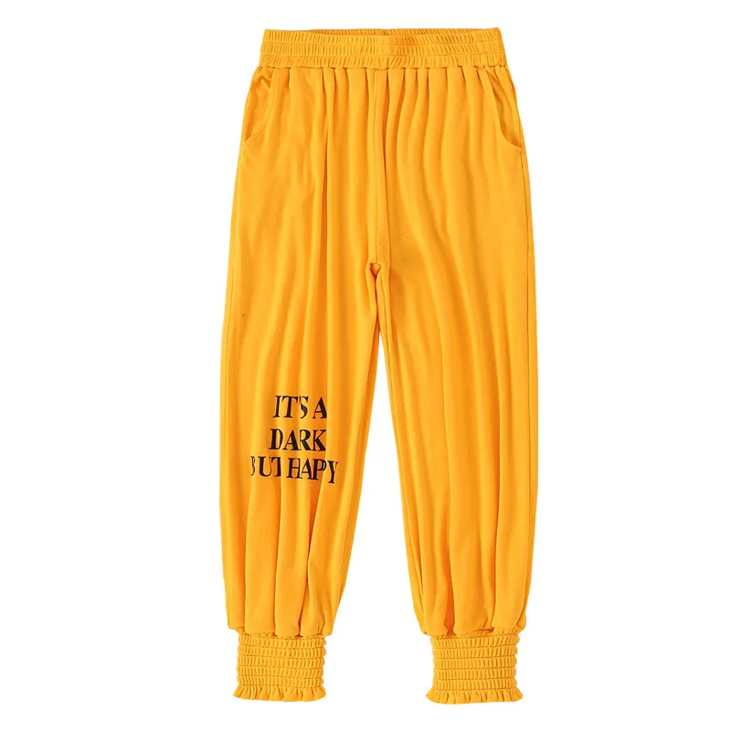Girls anti-mosquito ice silk pants 2021 children summer new western style slacks cuhk child loose bunch feet pants
Girls anti-mosquito ice silk pants 2021 children summer new western style slacks cuhk child loose bunch feet pants