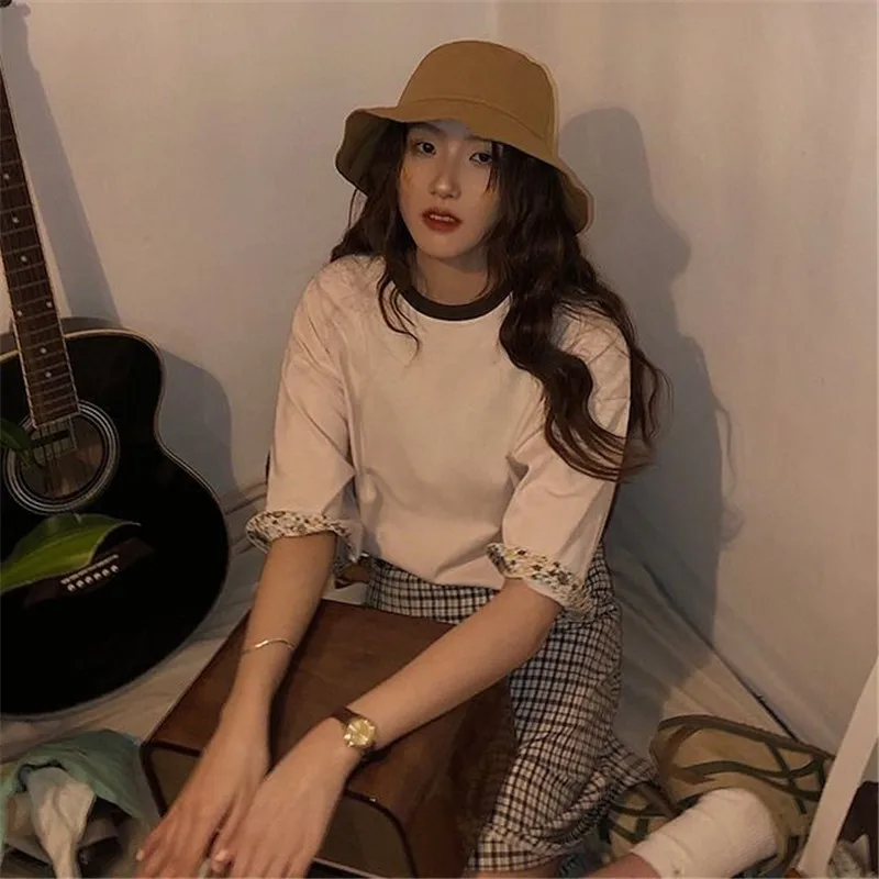 Summer New Womens sweatshirts Color Women Tshirts Short Sleeve Sweety Ladies Sweatshirt Loose Lovely Girls Tops
Summer New Womens sweatshirts Color Women Tshirts Short Sleeve Sweety Ladies Sweatshirt Loose Lovely Girls Tops