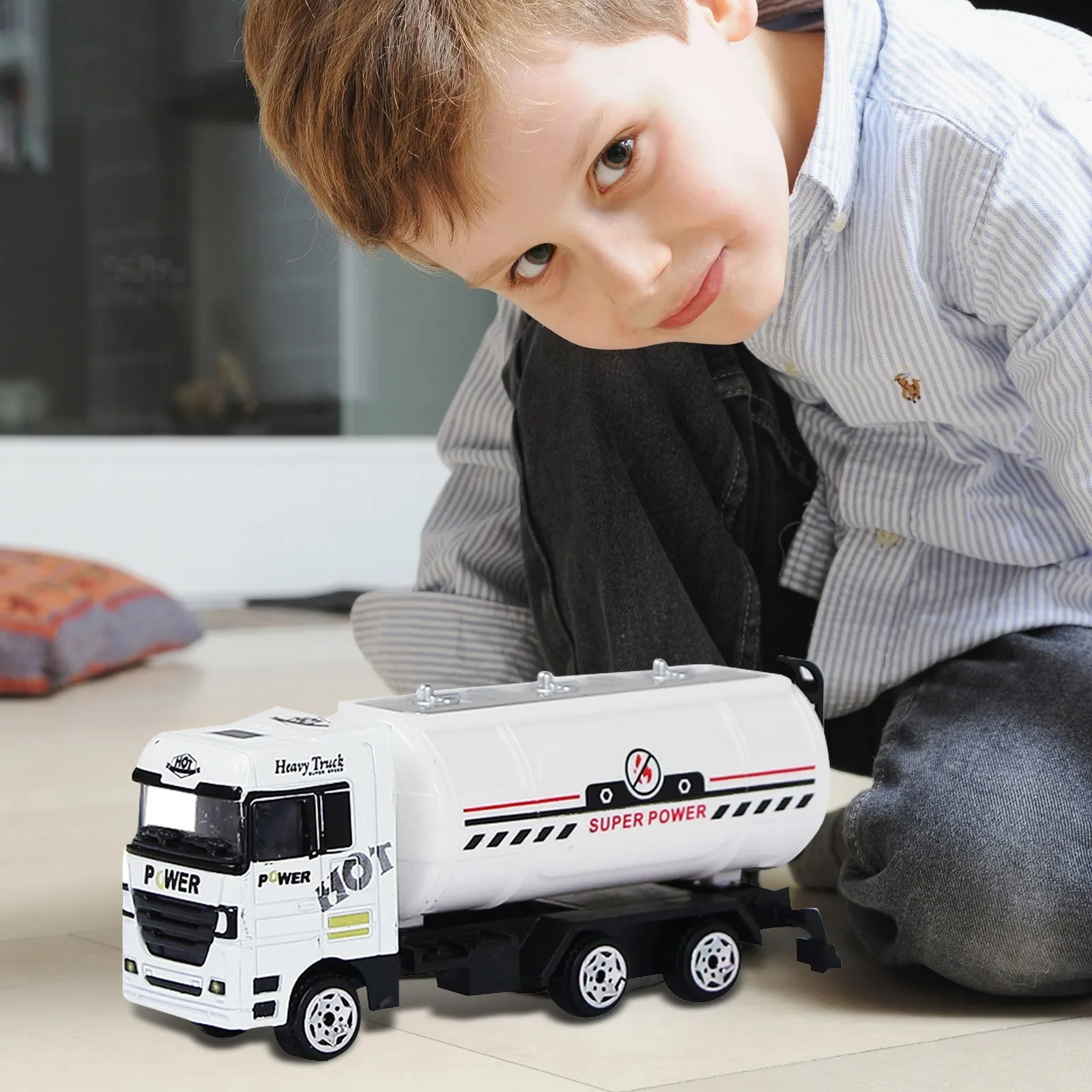 New Simulation Sliding Alloy Car Fire Truck Engineering Vehicle Model High Quality Professionally Designed Truck Model Игрушки
New Simulation Sliding Alloy Car Fire Truck Engineering Vehicle Model High Quality Professionally Designed Truck Model Игрушки