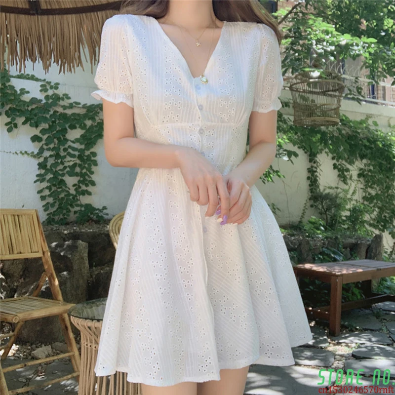 White Button 2021 New Arrival Gothic A-line Solid Short Hollow Out Above Knee Mini Lantern Sleeve Empire V-neck Summer Dresses
White Button 2021 New Arrival Gothic A-line Solid Short Hollow Out Above Knee Mini Lantern Sleeve Empire V-neck Summer Dresses