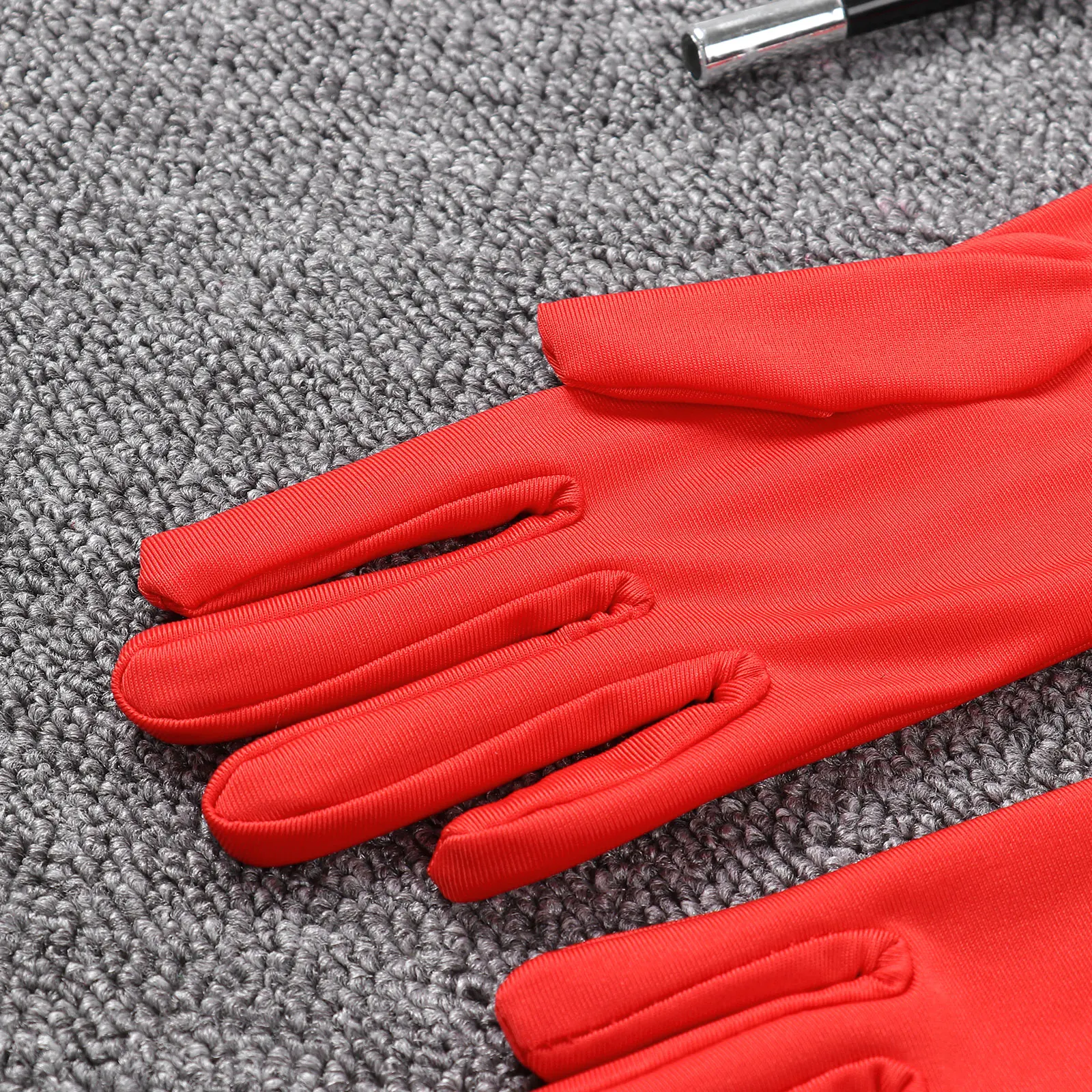 1920s Costume Accessories Fancy Dress Plastic Bracket Pearl Bead Full Finger Elbow Long Gloves Mittens for Halloween Party Gifts 
1920s Costume Accessories Fancy Dress Plastic Bracket Pearl Bead Full Finger Elbow Long Gloves Mittens for Halloween Party Gifts