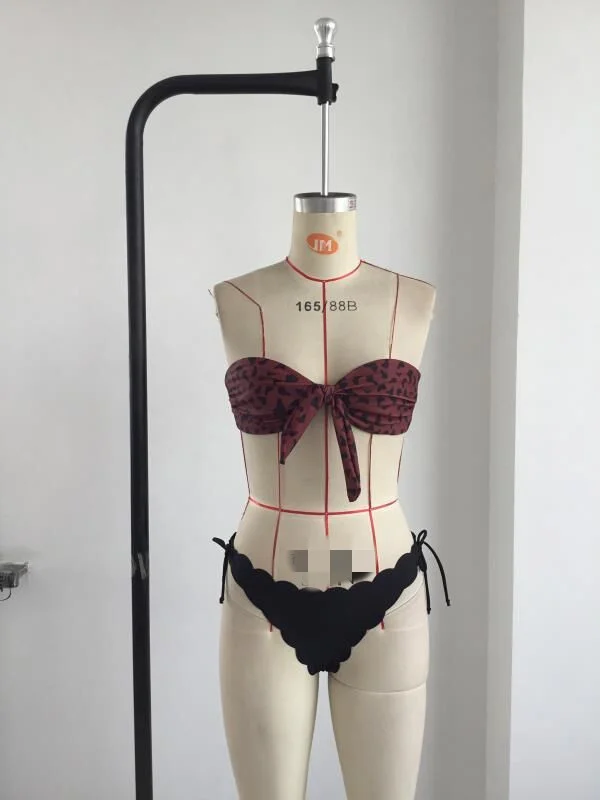 Sexy Bikini 2021 Swimsuit Women Thong Swimwear Push Up Bikini Set Brazilian Bathing Suit Summer Beach Wear Swimming Suit Biquini
Sexy Bikini 2021 Swimsuit Women Thong Swimwear Push Up Bikini Set Brazilian Bathing Suit Summer Beach Wear Swimming Suit Biquini