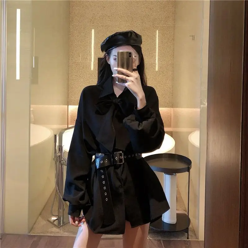 Black shirt dress women solid bow mid-length dresses 2021 autumn new Korean fashion vintage temperament high waist belt dress
Black shirt dress women solid bow mid-length dresses 2021 autumn new Korean fashion vintage temperament high waist belt dress