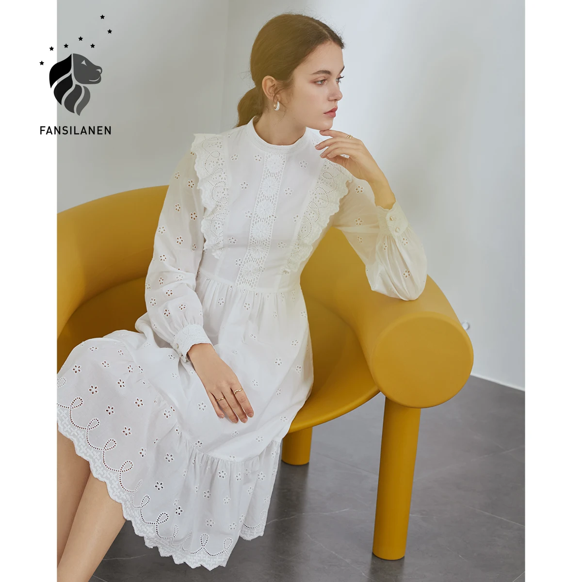 FANSILANEN Floral Embroidery Long White Lace Dress Women Long Sleeve Ruffle Elegant Round Neck Dress Female Vintage A-line Skirt
FANSILANEN Floral Embroidery Long White Lace Dress Women Long Sleeve Ruffle Elegant Round Neck Dress Female Vintage A-line Skirt