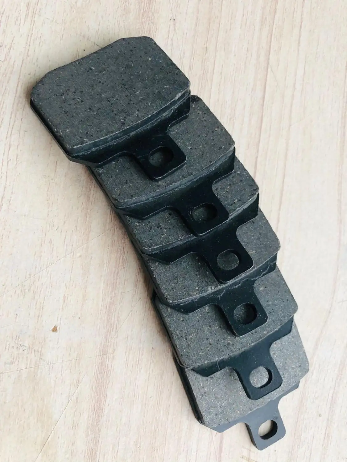 1pair Benelli BJ600GS BN600 Rear Motorcycle Brake Pads/
1pair Benelli BJ600GS BN600 Rear Motorcycle Brake Pads/