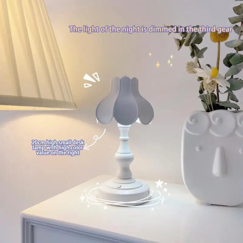 Retro Table Lamp Upgrade Three-speed Table Lamp Lotus Leaf Night Light Bedroom Lighting Nordic Style Mini Luminous
Retro Table Lamp Upgrade Three-speed Table Lamp Lotus Leaf Night Light Bedroom Lighting Nordic Style Mini Luminous