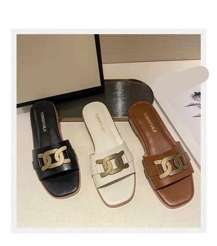 Female Shoes Ladies' Slippers Luxury Slides Rivet Low 2021 Summer Designer Flat Hoof Heels Basic Fabric Metal Decoration PU
Female Shoes Ladies' Slippers Luxury Slides Rivet Low 2021 Summer Designer Flat Hoof Heels Basic Fabric Metal Decoration PU
