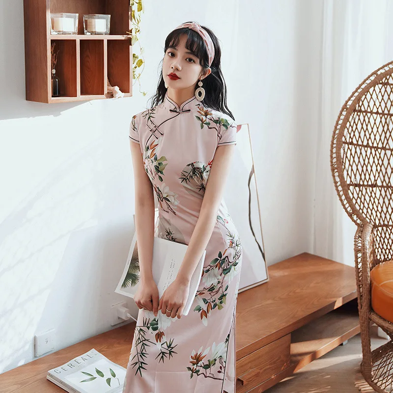 Elegant Dress Women Chinese Formal Dress Plus Size 4XL Elegant Women Clothing champagne Evening Cheongsam Qipao
Elegant Dress Women Chinese Formal Dress Plus Size 4XL Elegant Women Clothing champagne Evening Cheongsam Qipao