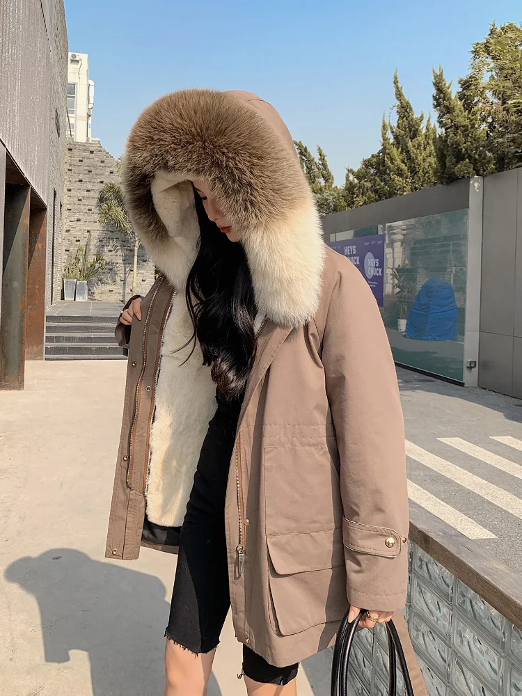 2021 Fashion Long Natural Rabbit Fur Liner Parka Removable Real Fox Fur Collar Hooded Coat Winter Jacket Women Warm Streetwear
2021 Fashion Long Natural Rabbit Fur Liner Parka Removable Real Fox Fur Collar Hooded Coat Winter Jacket Women Warm Streetwear