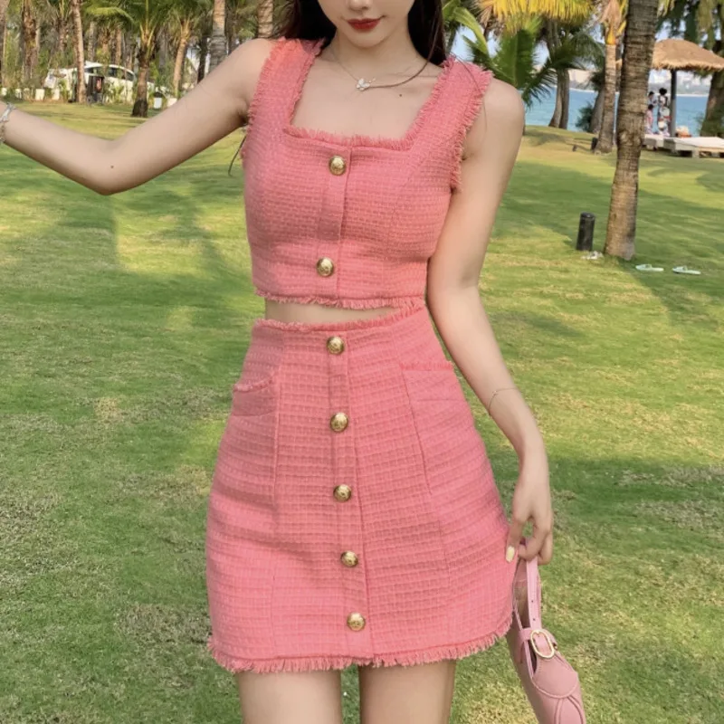 Vetement Femme 2021 High Quality Fashion Tweed Elegant 2 Piece Set Women Suit Crop Top Vest + Mini Skirt Suits Two Piece Outfits
Vetement Femme 2021 High Quality Fashion Tweed Elegant 2 Piece Set Women Suit Crop Top Vest + Mini Skirt Suits Two Piece Outfits