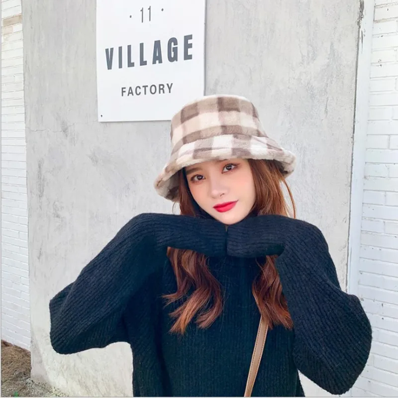 2020 Fashion Classic Plian Hat for Women Autumn Winter Basin Hat for Women with Short Brim Versatile Fisherman Hat
2020 Fashion Classic Plian Hat for Women Autumn Winter Basin Hat for Women with Short Brim Versatile Fisherman Hat