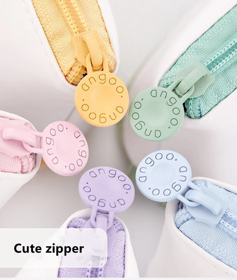 DIY pen box cute pen holder gift children's pen box retractable pen box office school stationery storage bag
DIY pen box cute pen holder gift children's pen box retractable pen box office school stationery storage bag