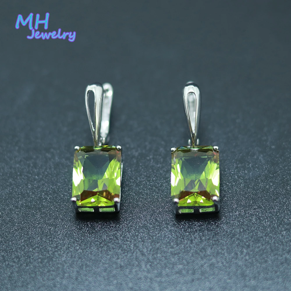 MH Color Change zultanite Claps earrings octagonal created gemstone jewelry 925 sterling silver for women party best gift
MH Color Change zultanite Claps earrings octagonal created gemstone jewelry 925 sterling silver for women party best gift