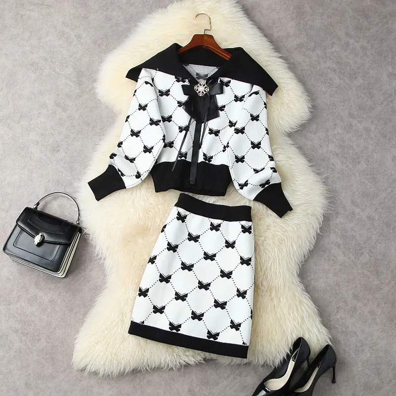 High Quality 2022 Winter Fashion Suit Women's Sweet Navy Collar Diamond Bow Warm Sweater Knitting Mini Skirt Sets
High Quality 2022 Winter Fashion Suit Women's Sweet Navy Collar Diamond Bow Warm Sweater Knitting Mini Skirt Sets