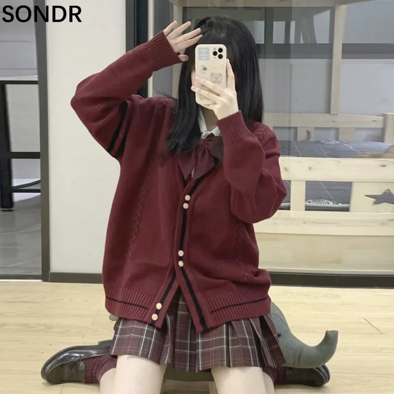 Japanese Kawaii Knit Cardigan Sweater Women Autumn Winter Sweet Cute Uniform Student Sweaters College Style V-Neck Knitting Coat
Japanese Kawaii Knit Cardigan Sweater Women Autumn Winter Sweet Cute Uniform Student Sweaters College Style V-Neck Knitting Coat