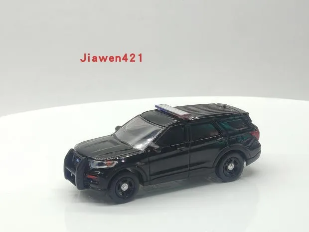 Перехватчик GreenLight 1:64 2020, коллекция полицейских автомобилей fords Explorer, имитация литых под давлением моделей автомобилей, игрушки
Перехватчик GreenLight 1:64 2020, коллекция полицейских автомобилей fords Explorer, имитация литых под давлением моделей автомобилей, игрушки