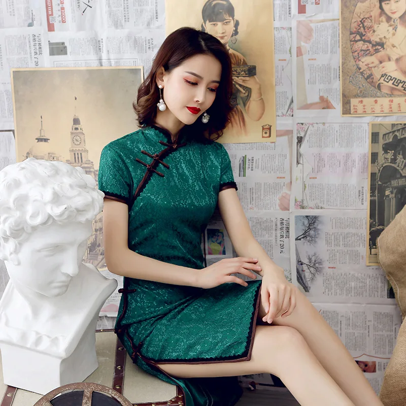2020 Spring And Summer New Improved Cheongsam Lace Dress Long Qipao Slim Retro Temperament Fashion Daily Performance Clothing
2020 Spring And Summer New Improved Cheongsam Lace Dress Long Qipao Slim Retro Temperament Fashion Daily Performance Clothing