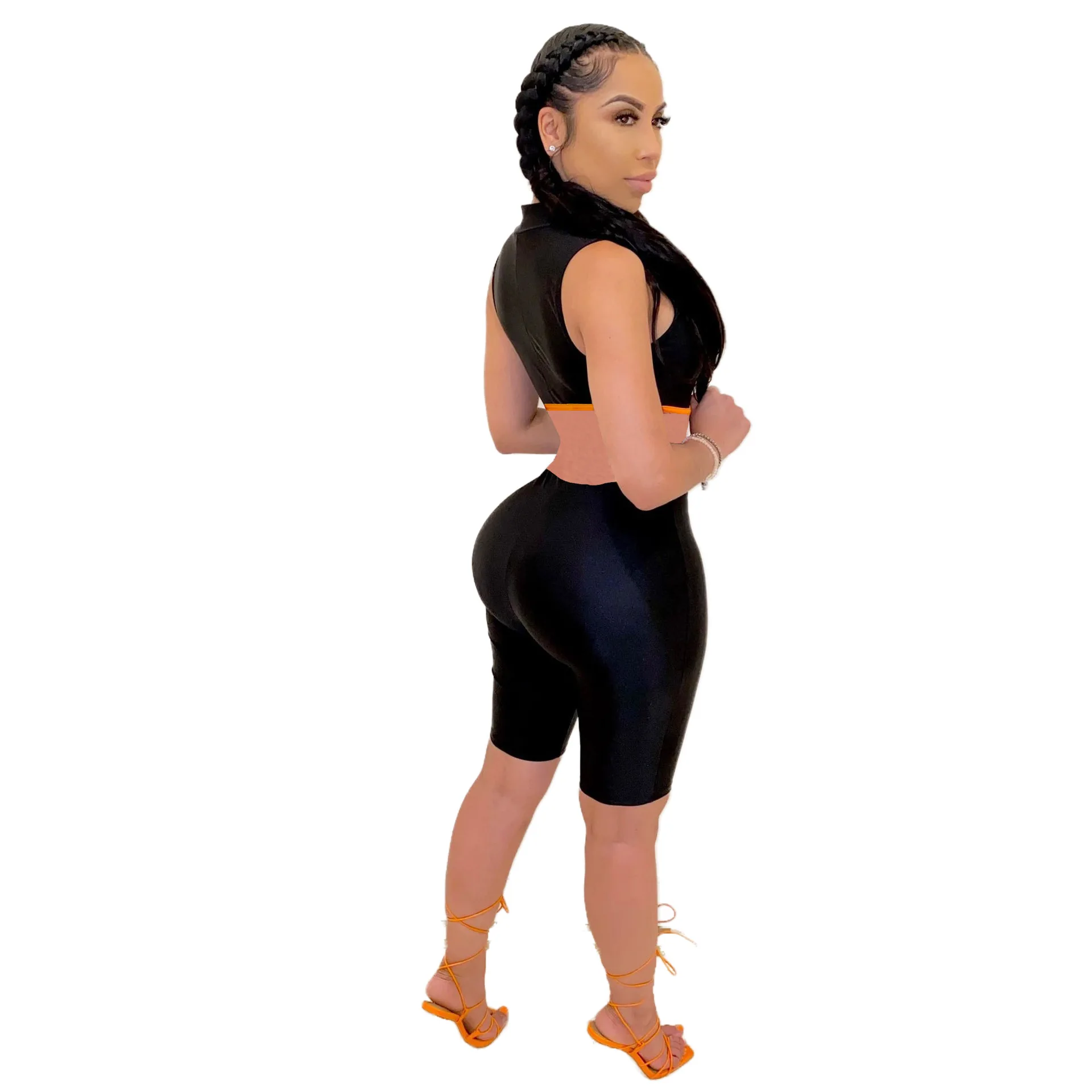 Summer new solid color leisure sports suit fashion slim fit V-neck sleeveless vest and shorts women's two-piece set 
Summer new solid color leisure sports suit fashion slim fit V-neck sleeveless vest and shorts women's two-piece set