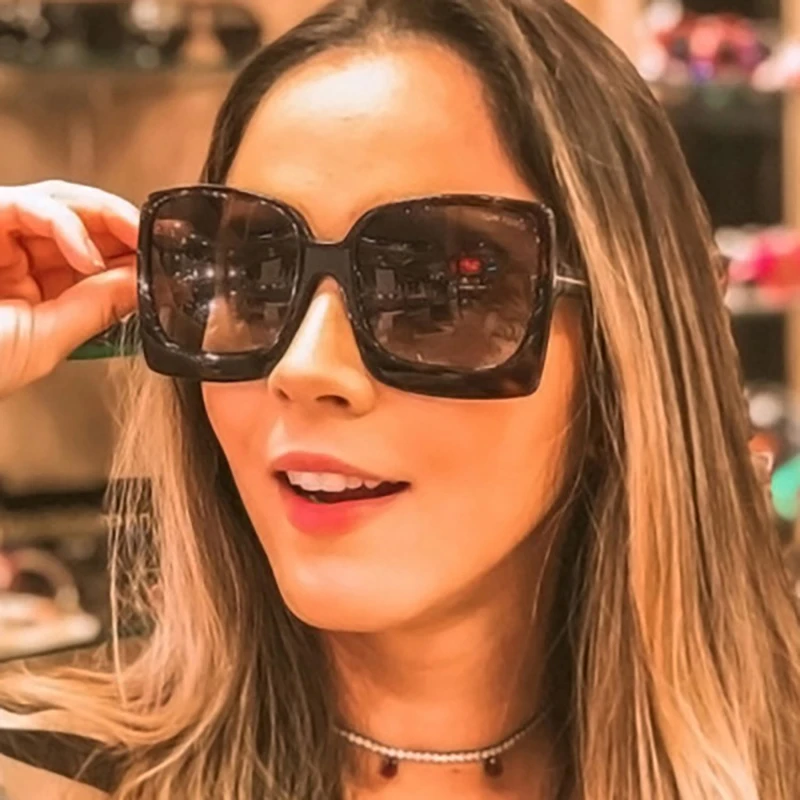 Square Sunglasses Women 2021 Luxury Brand Designer Retro High Quality Oversized Fashion Frame Gafas De Sol Mujer UV400 Outdoor
Square Sunglasses Women 2021 Luxury Brand Designer Retro High Quality Oversized Fashion Frame Gafas De Sol Mujer UV400 Outdoor
