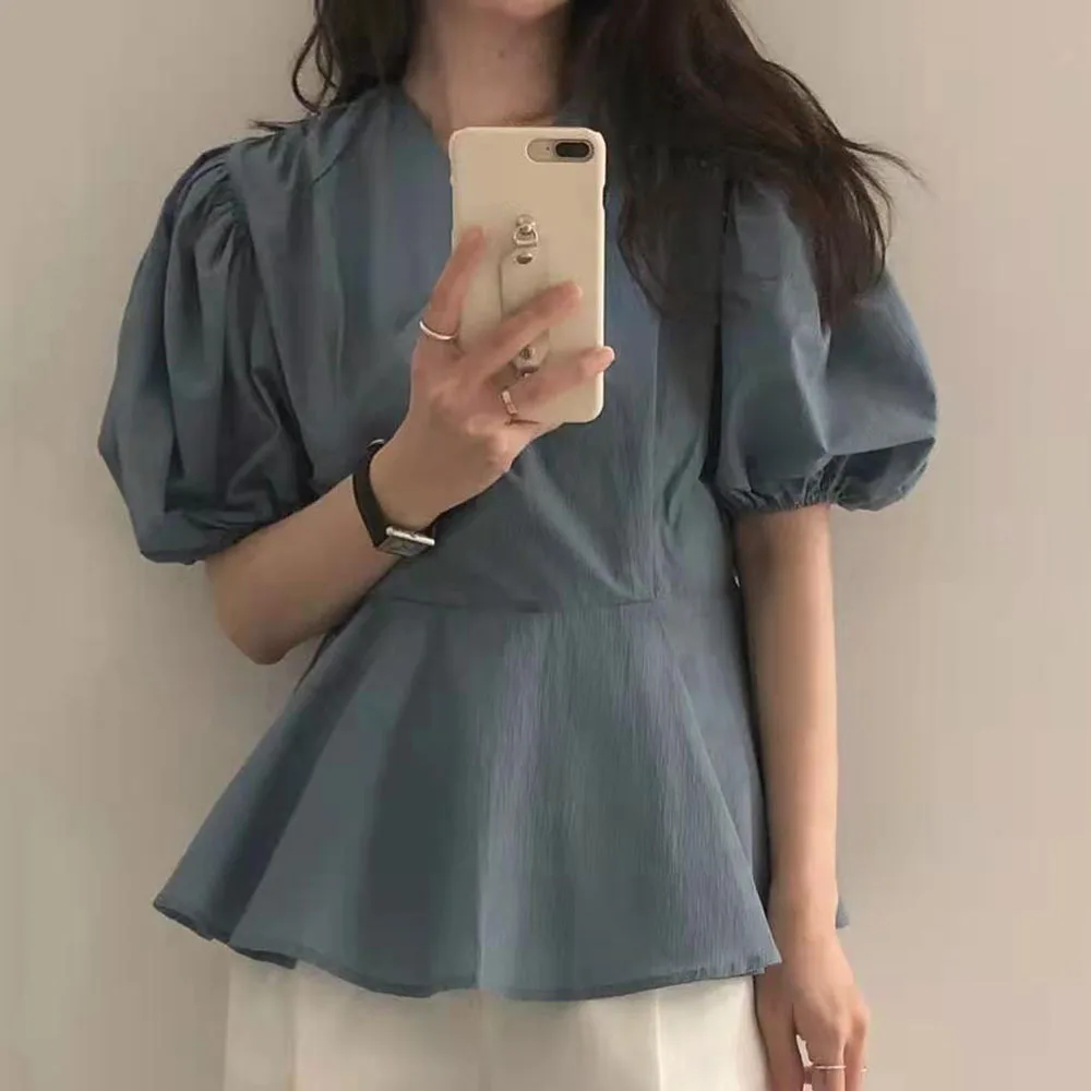 Japanese Style Temperament V-neck Puff Sleeve Solid Color High Waist Simplicity Casual Blouse Summer Fashion Women's Summer 2021
Japanese Style Temperament V-neck Puff Sleeve Solid Color High Waist Simplicity Casual Blouse Summer Fashion Women's Summer 2021
